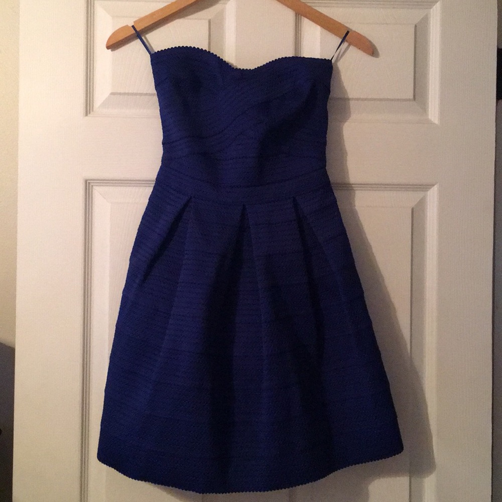 Strapless dress